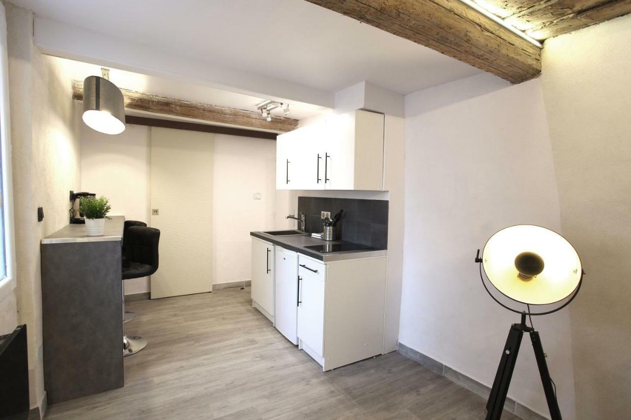 Gregbnb - T2 Ancien Et Moderne - Parking Inclus - 15Min Gare Toulon Exterior foto
